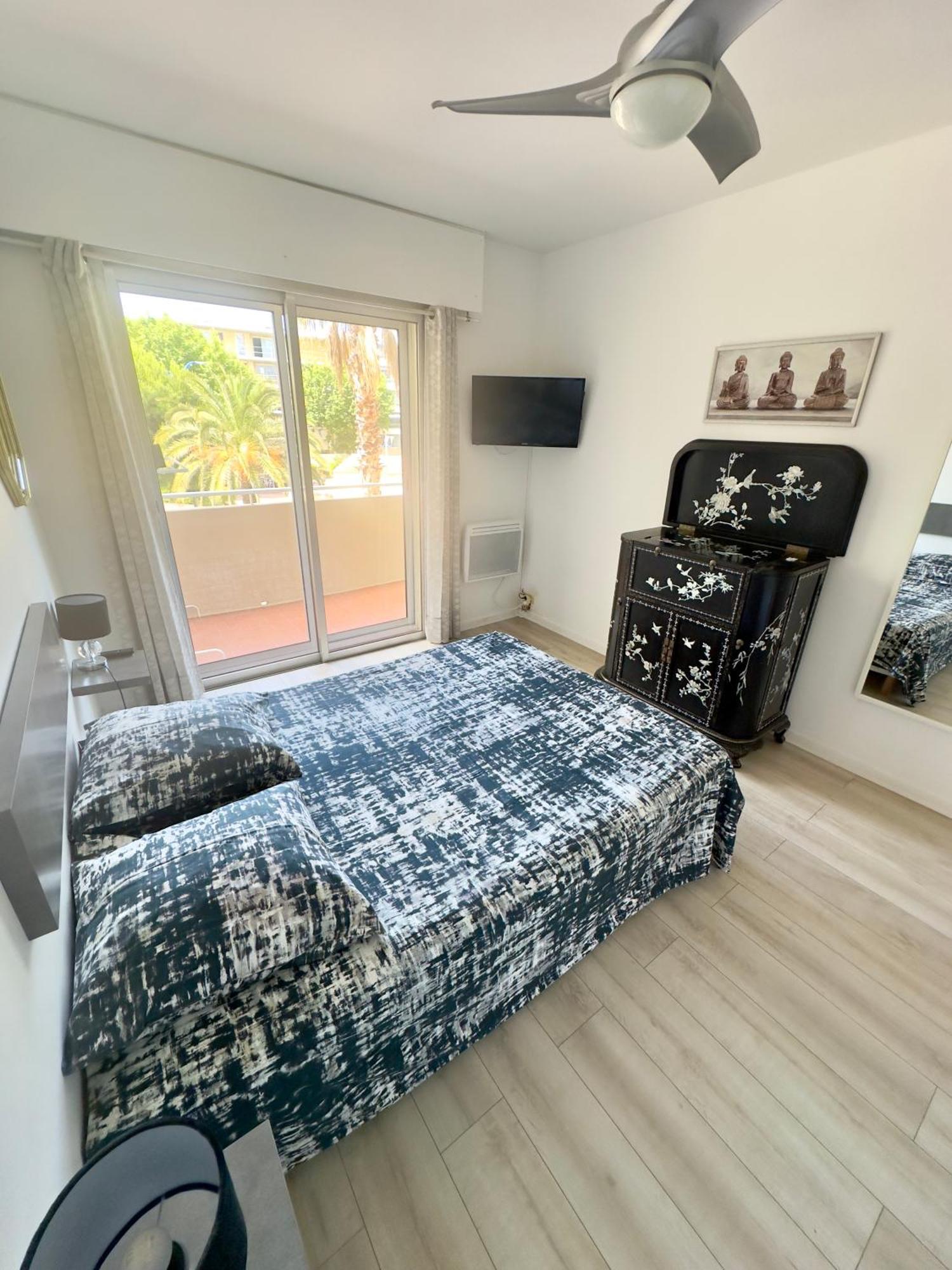 Appartement 2 Pieces Sur 60m2 *